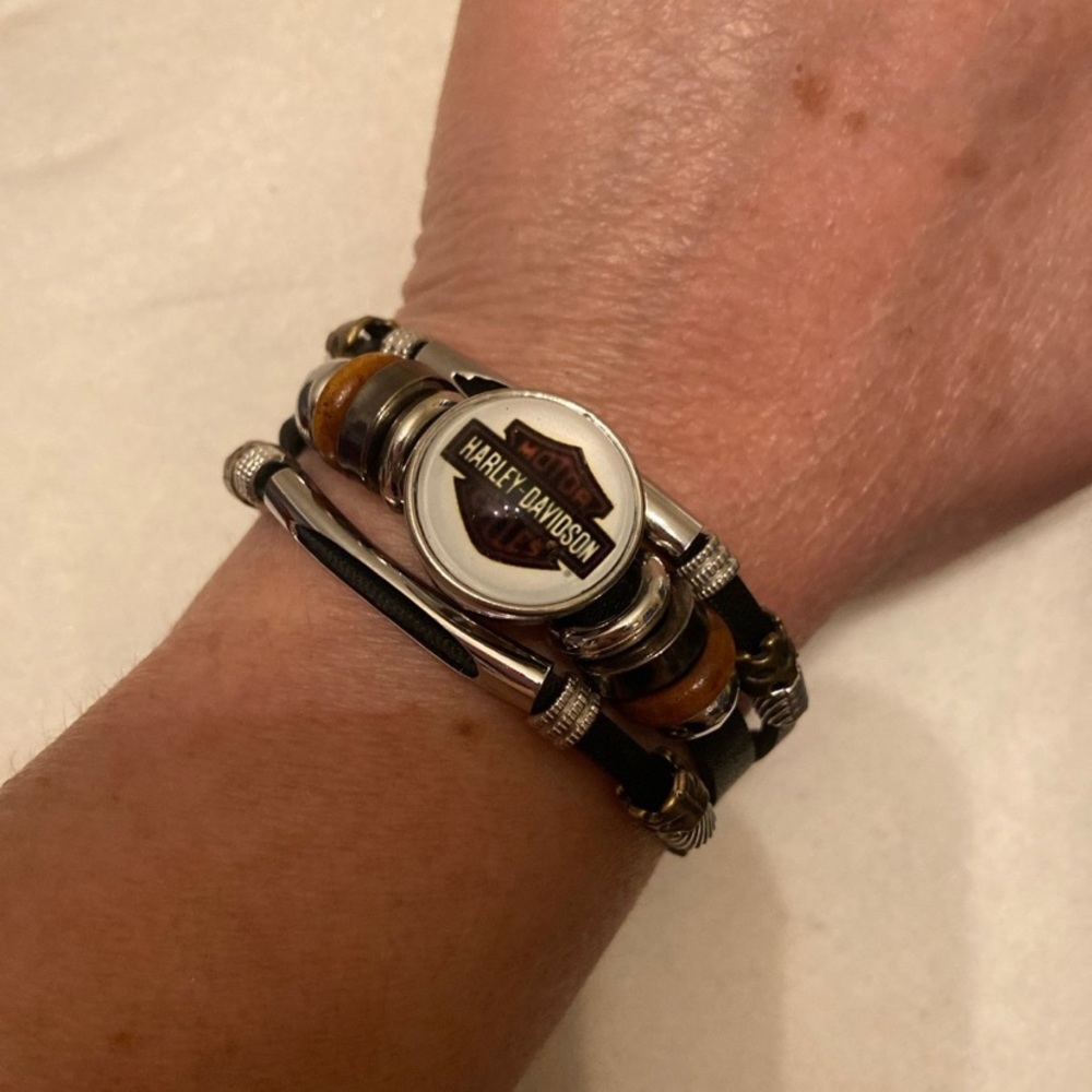 HD Snap Bracelet - Picture 8 of 8